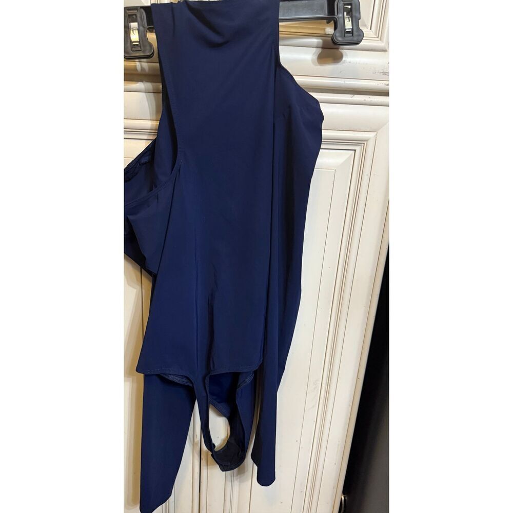 ALIX NYC Women's Crew Neck Cold Shoulder Long Sleeve Top Navy Blue Large